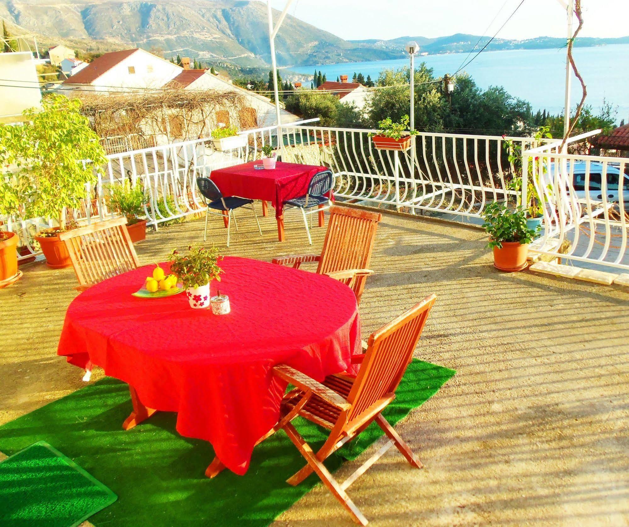 Guest House Kate Mlini Kültér fotó